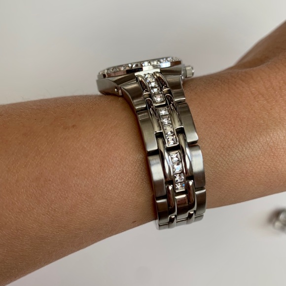 Relic by Fossil Women’s Crystal Watch main image 13
